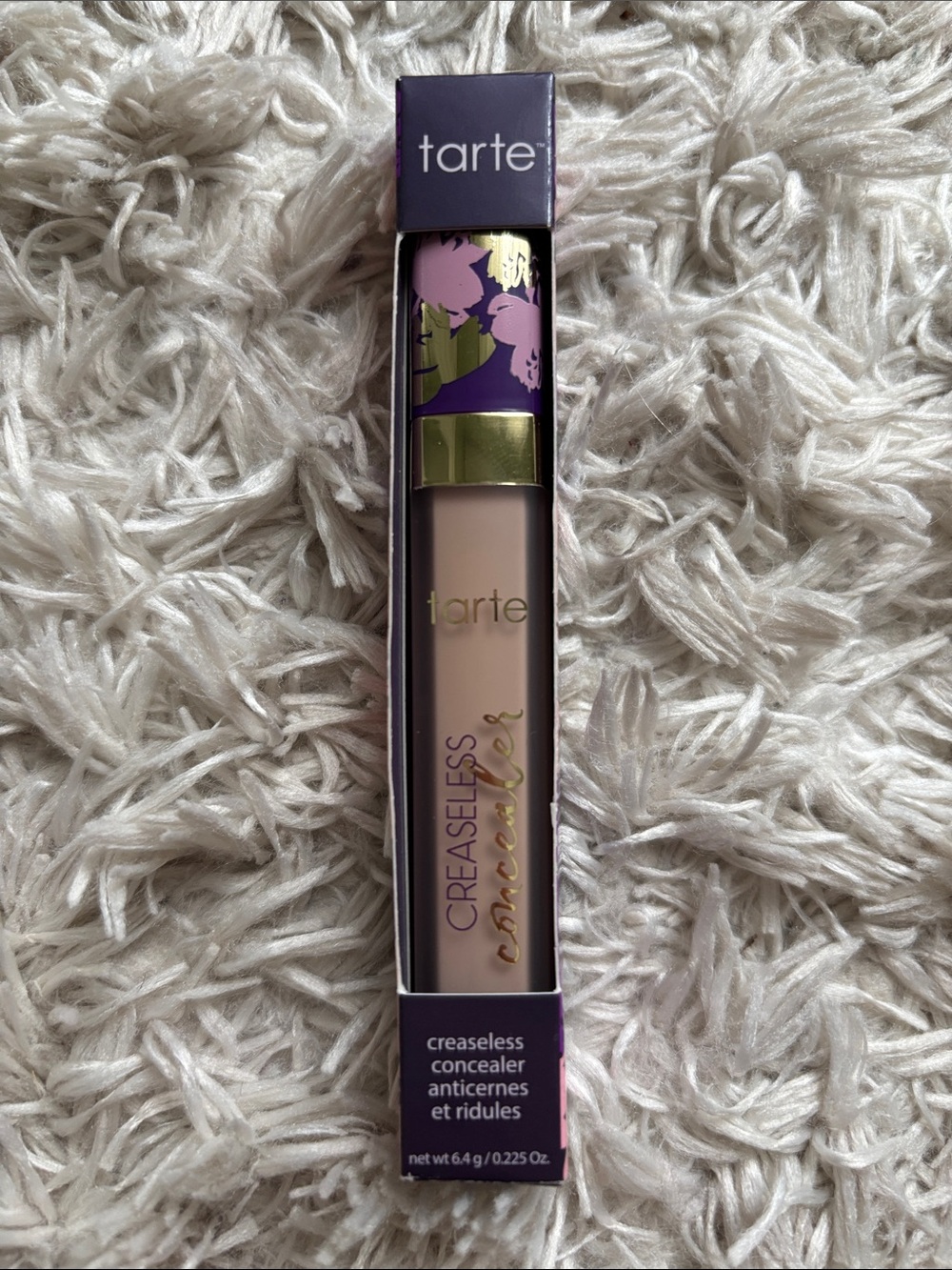 NIB Tarte Creaseless Concealer - Light 20N Cruelty Free Vegan Waterproof - Picture 3 of 5